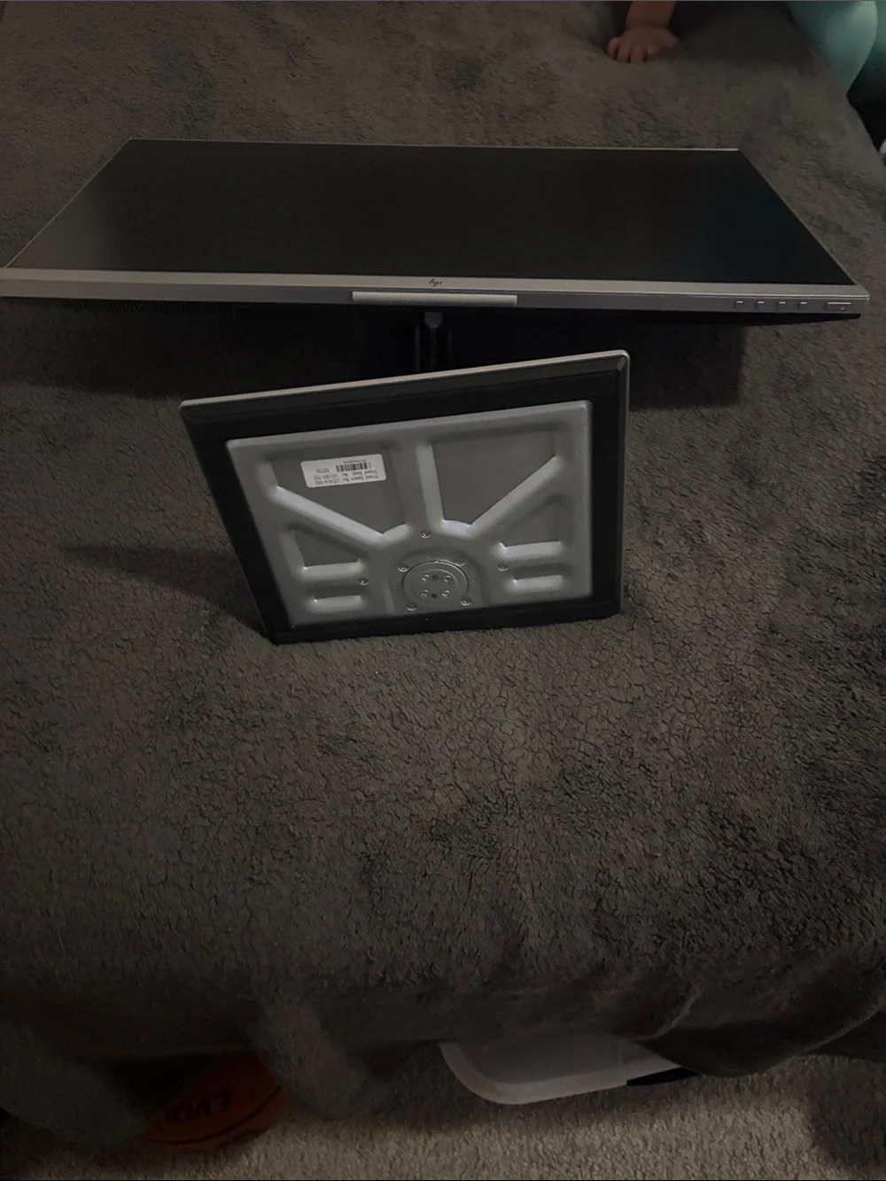 HP Silver and Black Adjustable Monitor with Slim Bezel